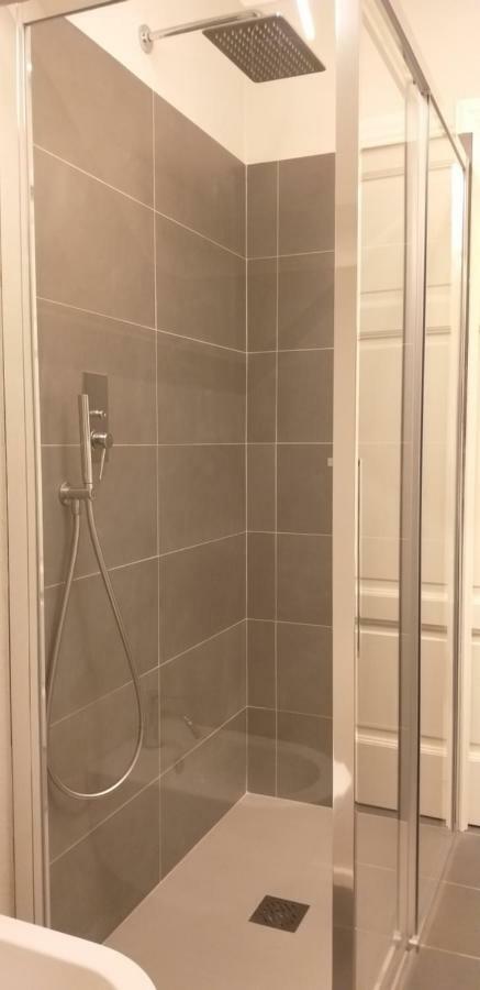 Nave York Apartment ลุคคา ภายนอก รูปภาพ