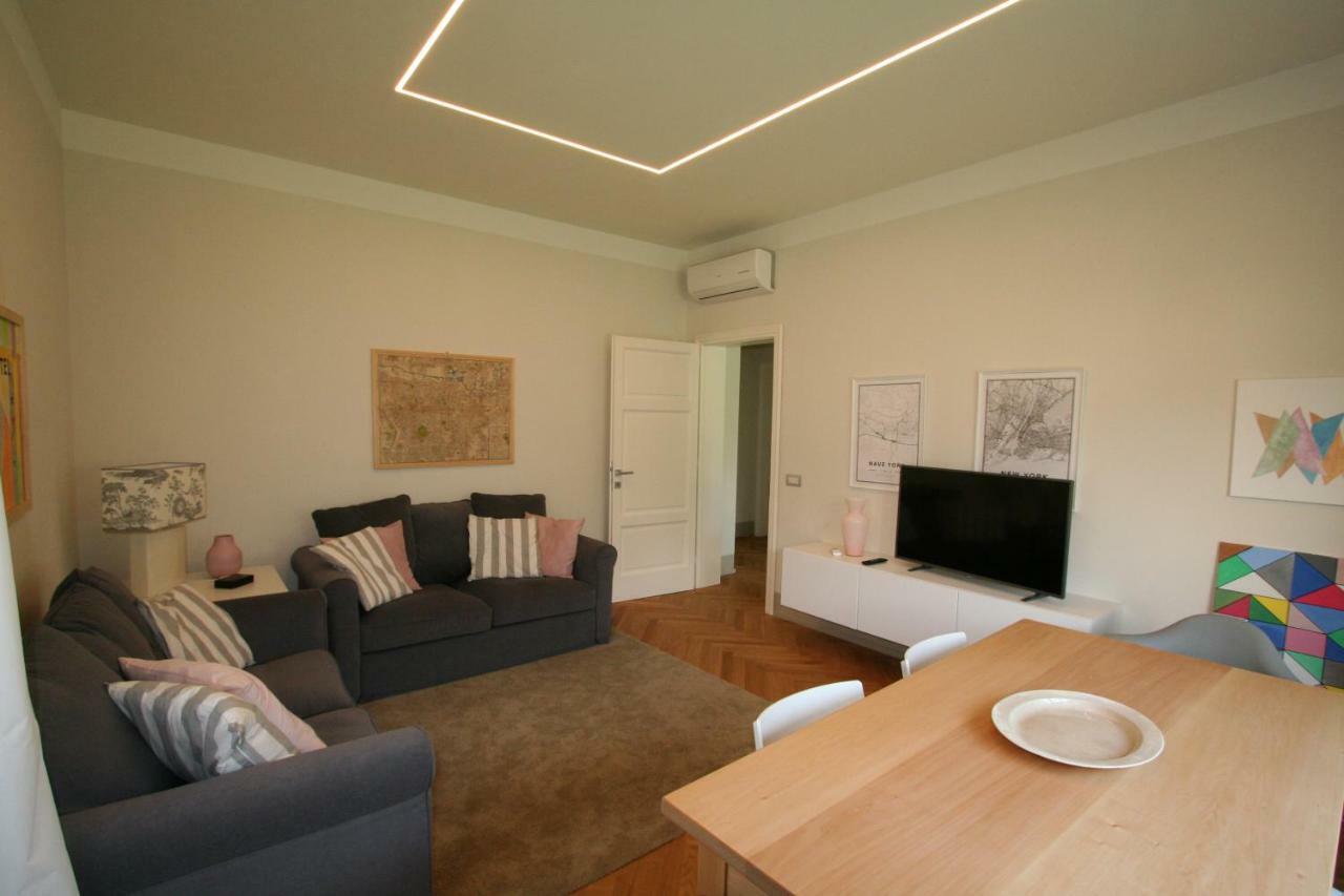 Nave York Apartment ลุคคา ภายนอก รูปภาพ